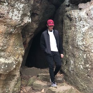 Meet your Posher, Manuel